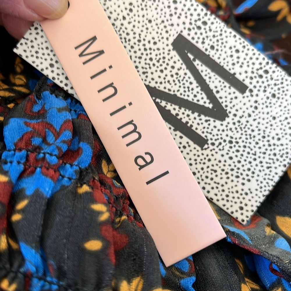 Minimal Girl’s Lathans Dress, Size 12 - Picture 8 of 12